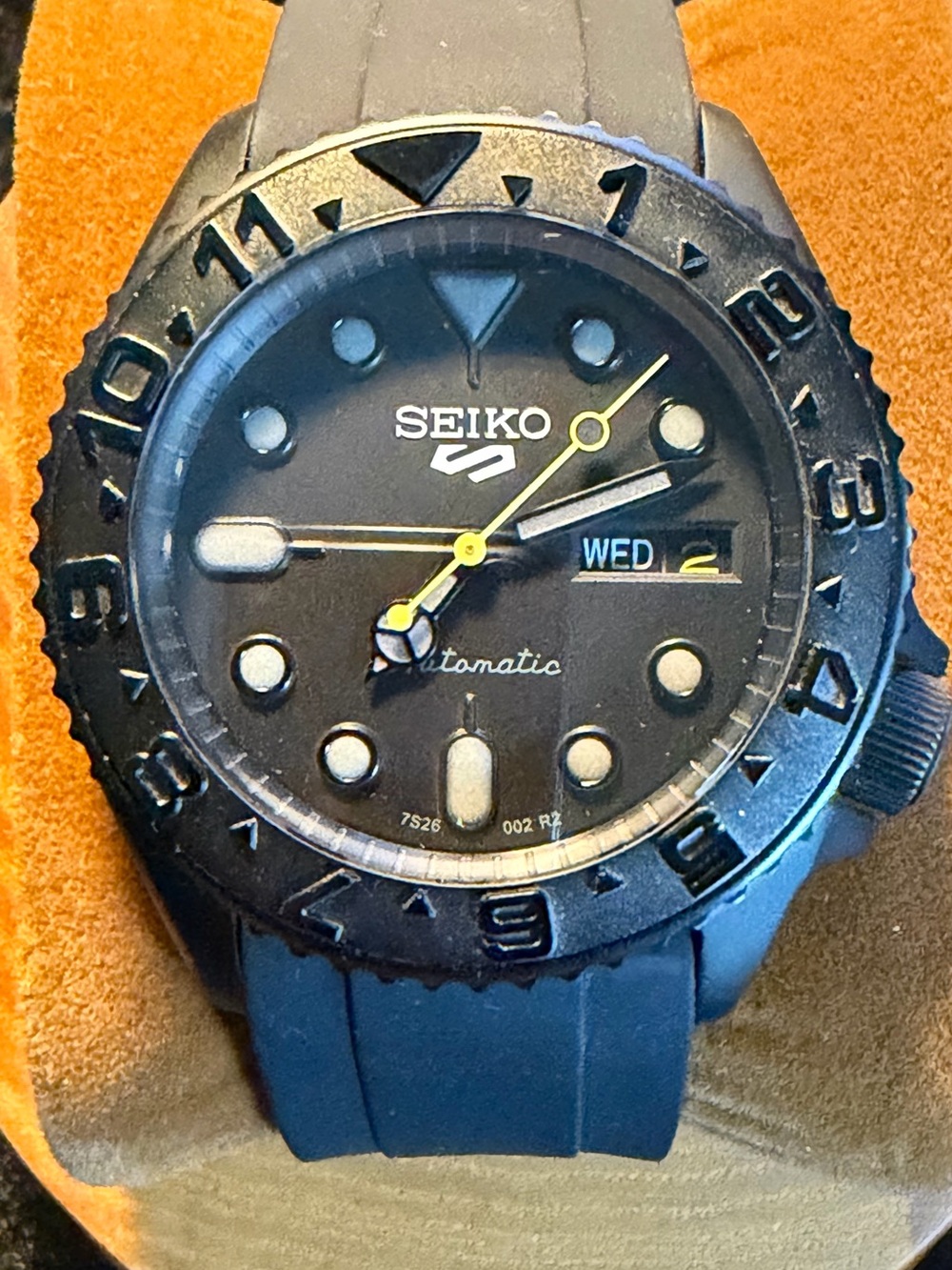 Seiko Black Dial Men's Sport Watch with Yellow Accents